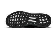 Load image into Gallery viewer, Ultraboost AQ0062
